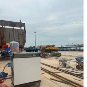 Bàn Giao Thiết Bị Cho Công Ty Miền Nhiệt Đới